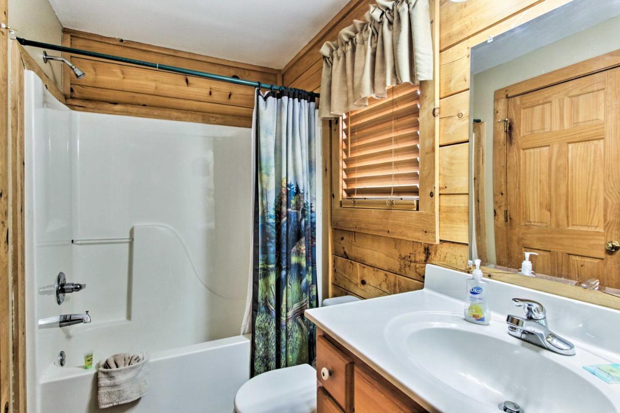 Gatlinburg Mountain Cabin With Grill And Pool Table! 외부 사진